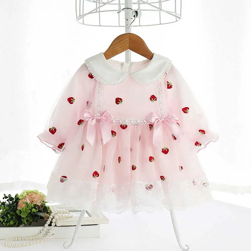春の子供の女の子のドレス刺繍イチゴのレースの蝶の王女のドレス子供服E09159 210610