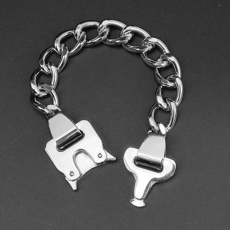 2021ss Alyx Bracelet Accessories Metal Button Alyx Chain Necklace Men Women Alyx Bracelet Belts Q0717311l