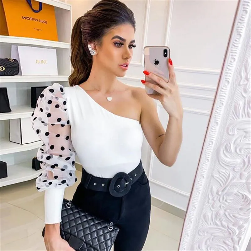 Kadın Bluz Mesh Sheer Puf Kol Üst Bir Omuz Lady Gömlek Seksi Giyim Slim Fit Kadın Polka Dot Baskı Streetwear 210522