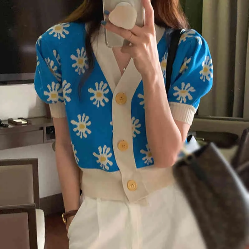 Frauen T-Shirt Sommer Koreanische Chic Retro Westlichen Stil V-ausschnitt Hit Farbe Drei Tasten Lose Wilden Kurzen Daisy Pullover 210514