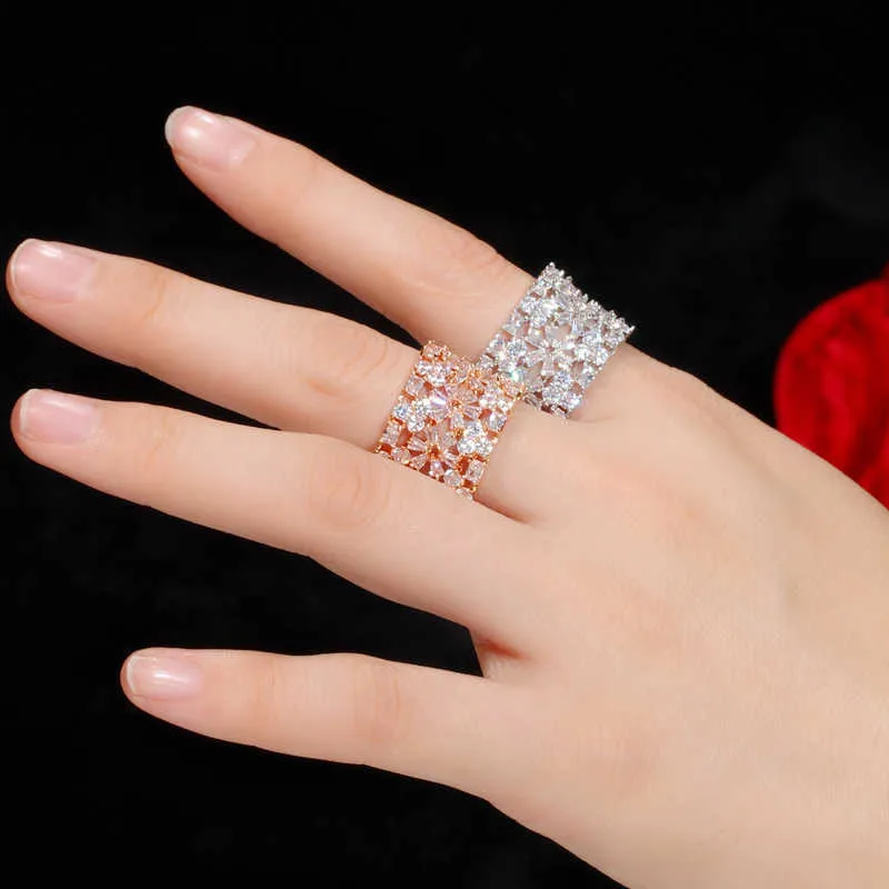 Luksusowy 585 Rose Gold Full Cubic Cyrkonia CZ Kwiat Duże obrączki Dla Kobiet Zaręczyny Bridal Prom Jewelry R150 210714
