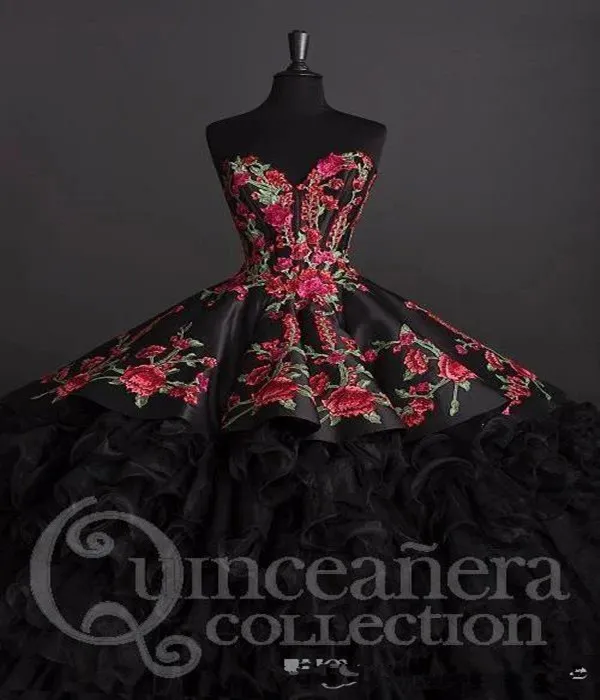 Eleganckie słodkie 16 białe i czerwone sukienki Quinceanera z haftem haftowym Vestidos de 15 A OS Sweetheart Sukienka 247J