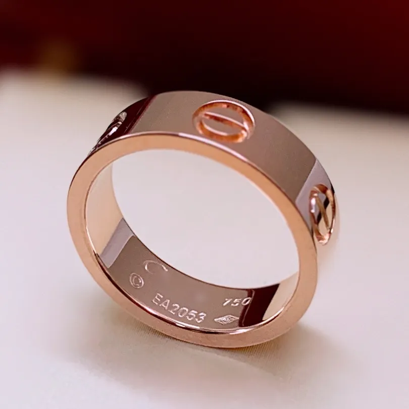 Um diamante amor anel marca de luxo reproduções oficiais estilo clássico Top qualidade 18 K dourado casal anéis marcas design exquis277T