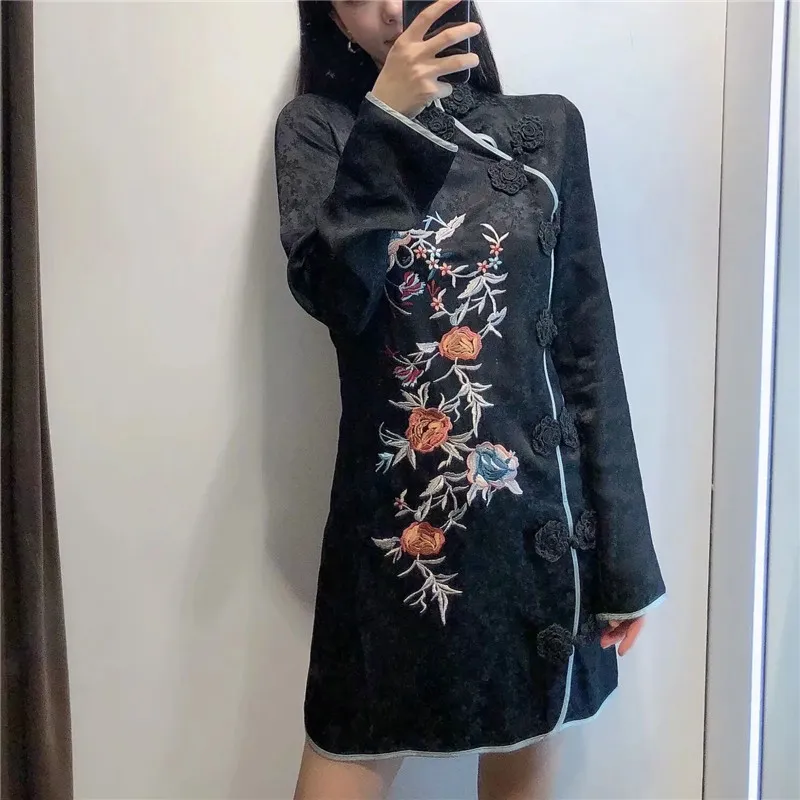 Jacquard brodé robe noire femmes à manches longues élégant Mini es femme Style chinois Floral Vintage 210519