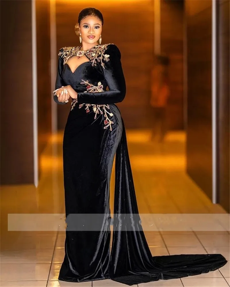 Luxe 2022 Robes de soirée de sirène africaine en velours noir avec cristal perlé deux pièces O cou plus taille robes de bal pour le Nigeria Ve215A