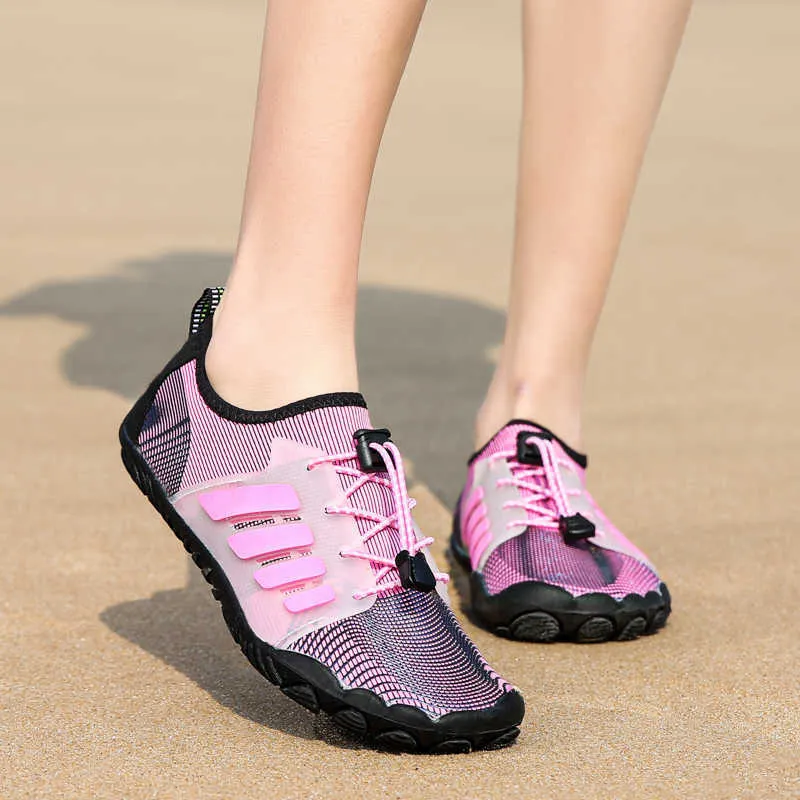 Yeni Erkekler Beş-Tiped Yüzme Spor Ayakkabı Yalınayak Plaj Yürüyüş Ayakkabı Nefes Kaymaz Hızlı Kuruyan Rahat Yüzme Ayakkabıları Y0714