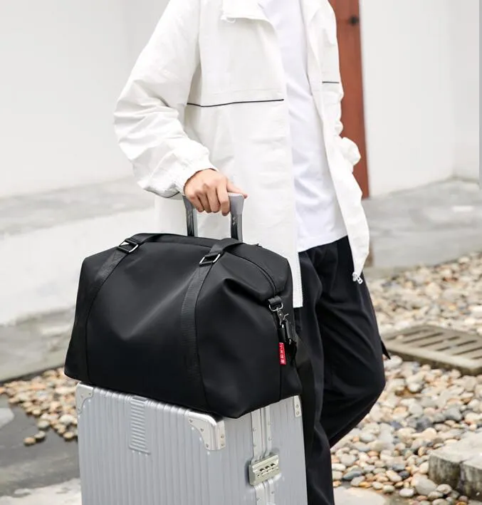 Europe 2021 Kvinnor väskor handväska berömda designer handväskor damer handväska mode tygväska kvinnor butik väskor ryggsäck l008260o