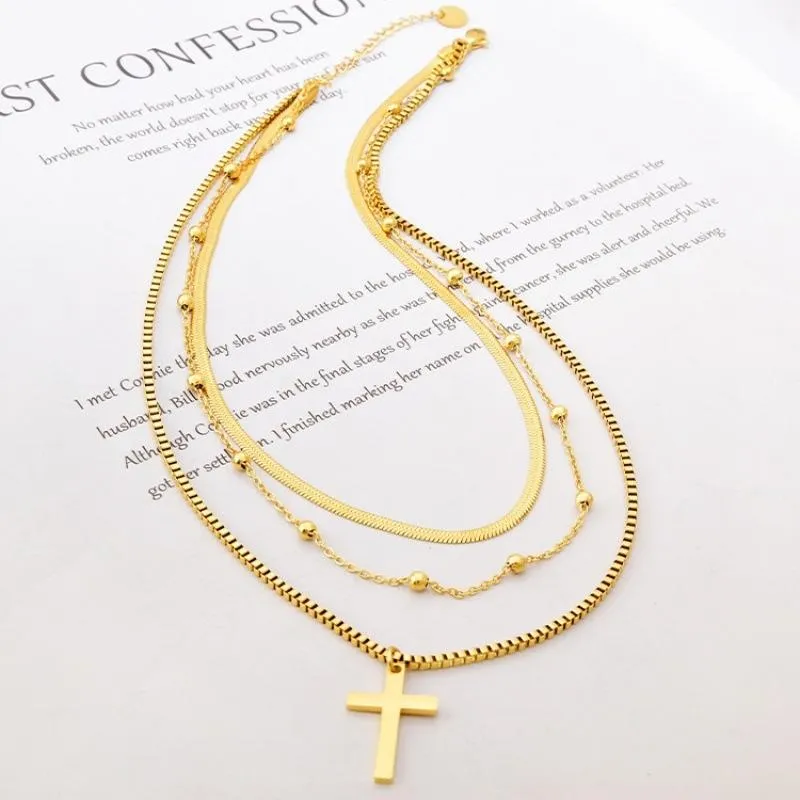 Chokers Multi Layer Snake Bone Chain Halsband Fashion Three-Layer Cross Pendant Titanium Steel Sweater313p