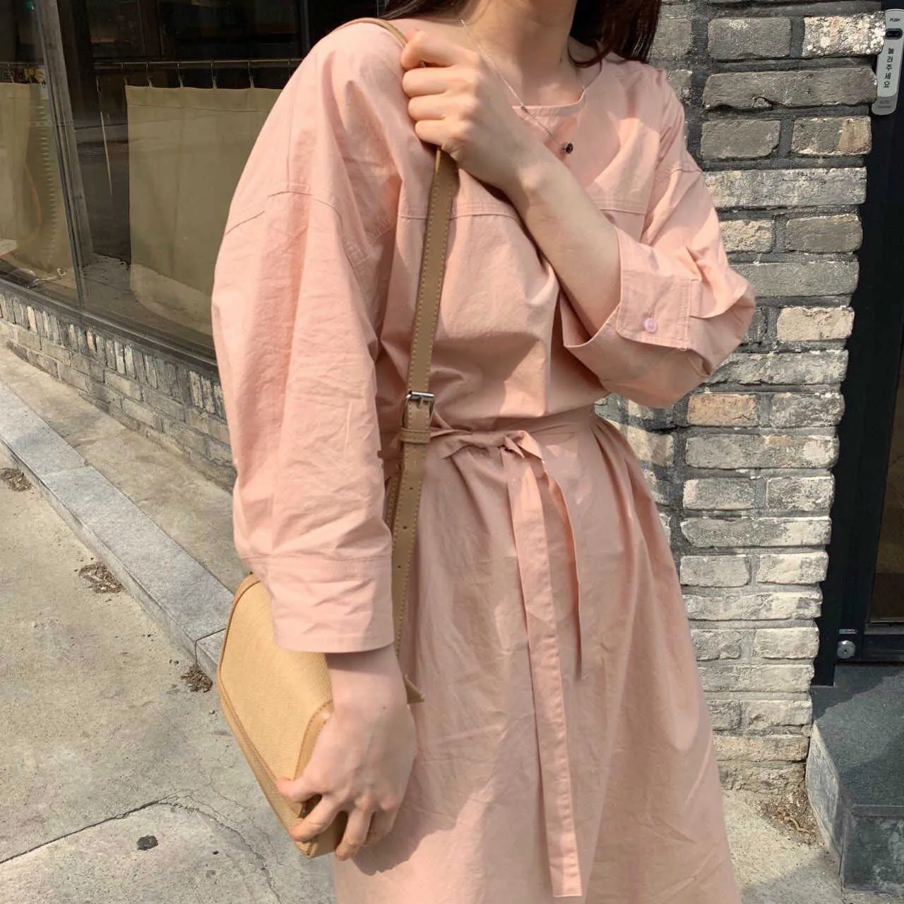 Kleider Frauen Chic Koreanische Sanfte Lose Rosa O Neck Puff Langarm Taille Bandage Shirts Kleid Maxi Vestido De Mujer mode 210610
