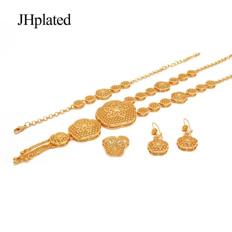 African Dubai 24K Gold überzogene gefüllte Brautschmuck-Sets Hochzeitsgeschenke Schmuck Halskette Ohrringe Ring Armband Set für Frauen 204z