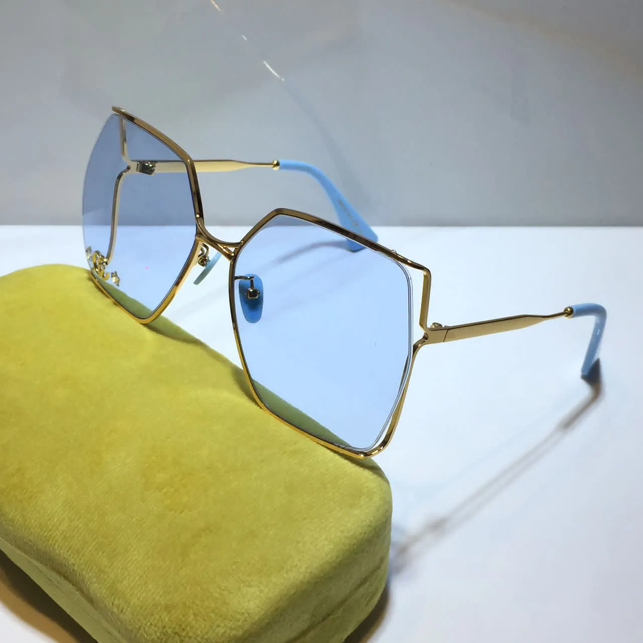солнцезащитные очки для женщин, классическая летняя мода 0817, стильная металлическая и планочная оправа, очки, линзы высшего качества с защитой от ультрафиолета 0817S256b