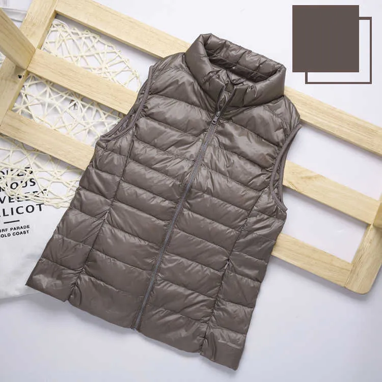 Vrouwen Ultra Light Down Vest Winter Warm Plus Size 4XL witte eendendonsjack Vrouwelijke vesten stand kraag mouwloze vest 211013