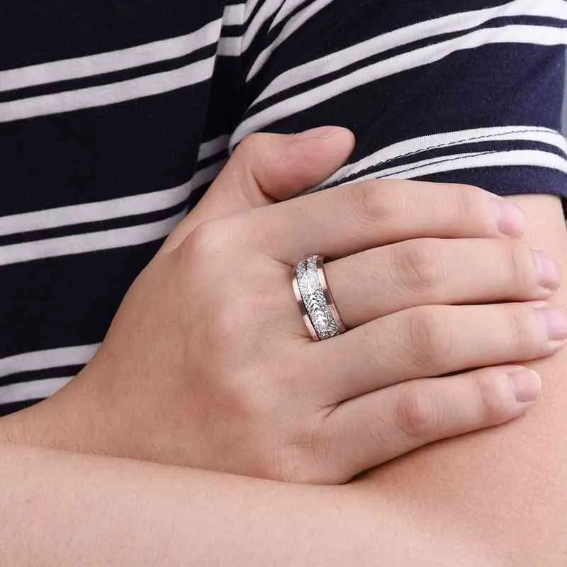 2022ファッション8mmローズゴールドステンレススチールリング男性女性隕石inlaid arrow婚約結婚式のバンドジュエリー