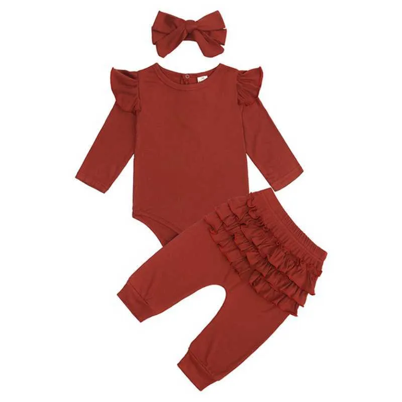 2021 Baby Girl Boy Vêtements Ensembles pour nouveau-nés Solides manches volantes Barboteuses + Pantalons plissés Costume Automne Nouveaux vêtements pour enfants G1023