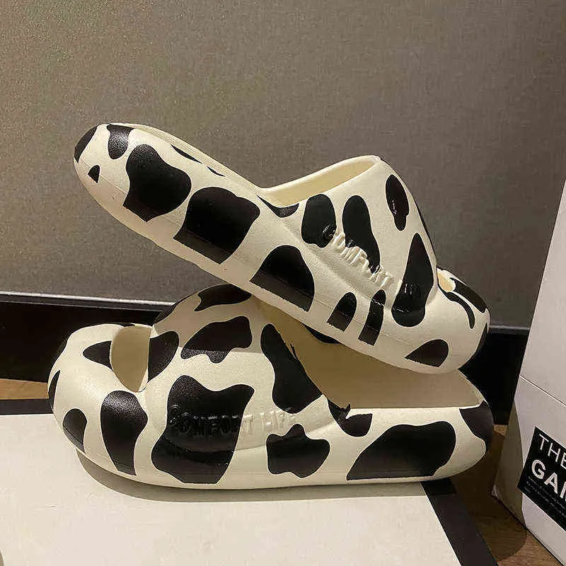 2022 zomer vrouwen slippers schattige meisjes zebra koeien anti-botsing teen zachte vrouwen slipper indoor dames sandalen vrouwelijke schoenen Y220221