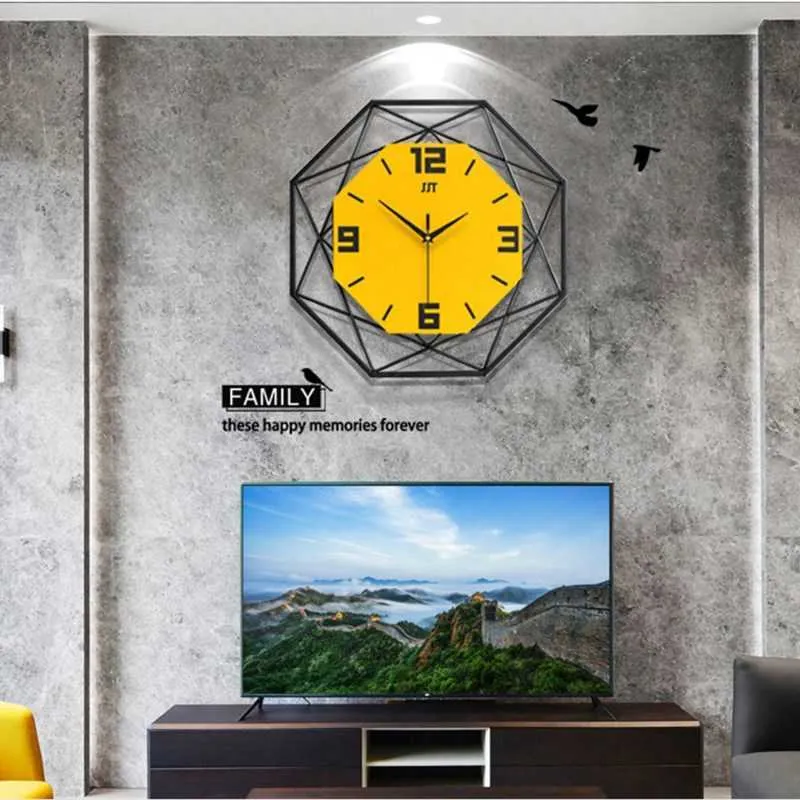 Nordic простой дизайн стиль настенные часы творческая гостиная светящиеся часы деревянные кварцевые часы дома висячие часы 210724