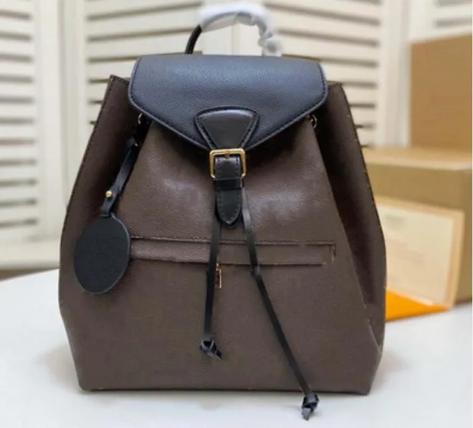 2021 Newest Style Women Backpack Travel Womens Backpacks Designer outdoor Pack Brand Handbag Branded Handbags Oxidizing Purse277J