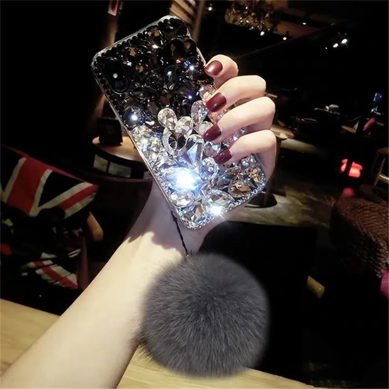 Bling Crystal Diamond Fox Fur Ball Pendentif Housse pour Iphone 1112 Pro Max XS Max XR X 8 7 6S Plus Samsung Galaxy Note 910 S89549401