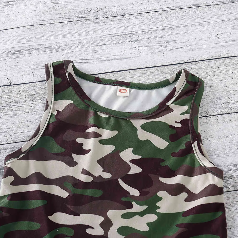 Vêtements d'été pour enfants Costumes Vêtements pour filles Camouflage Gilet Tops + Salopette à taille haute Shorts 2 pièces Ensembles pour garçons 210515