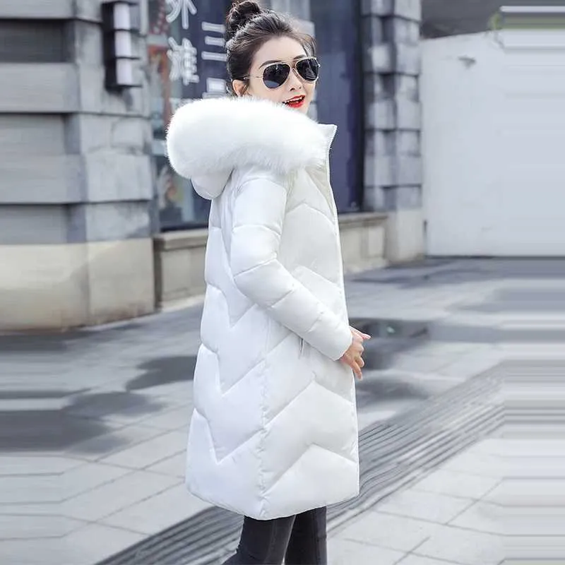 Giacca invernale da donna moda nera bianca Plus Size 6XL 7XL Cappotto femminile staccabile grande pelliccia con cappuccio caldo lungo parka 211018