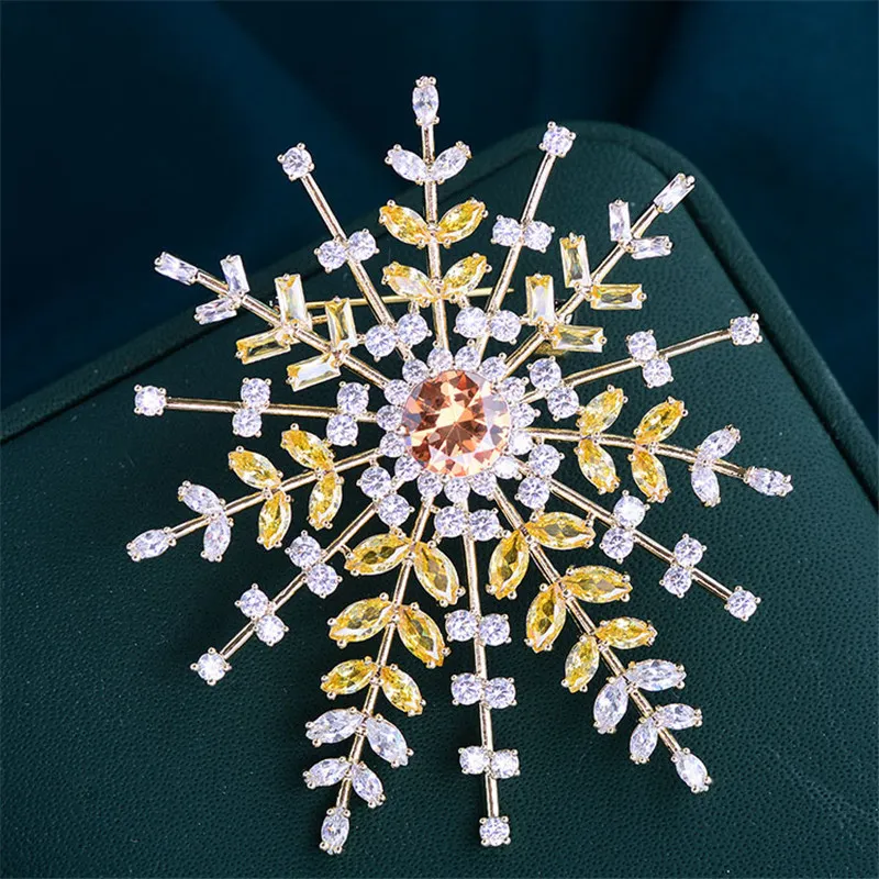 Hiver flocon de neige broches broches cadeau de mariage de noël bijoux de luxe rose jaune cubique zircone fleur Corsage broche broche