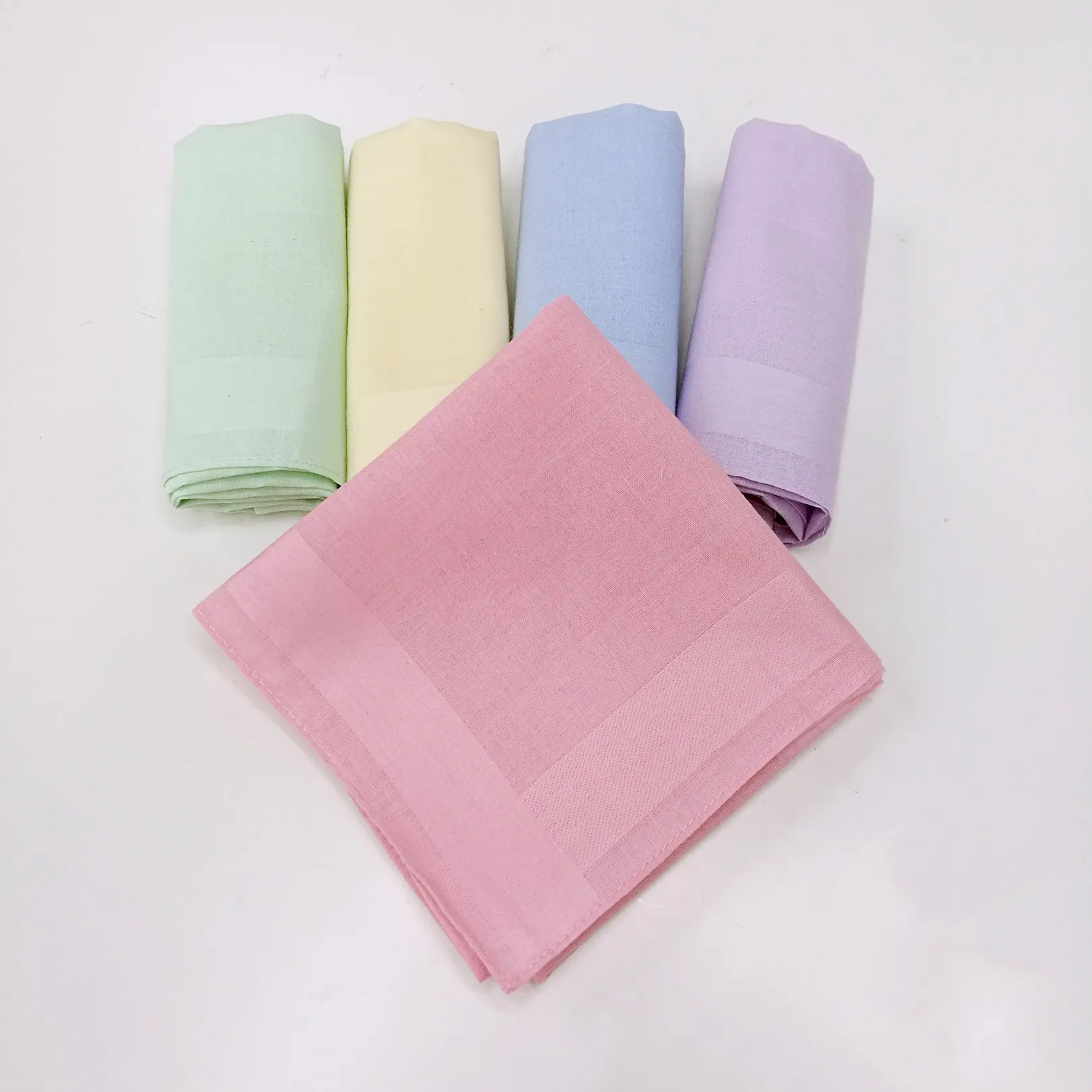 Lenços de Algodão Coloridos top fashion designer 15 15 cm guardanapos de cetim ao ar livre suporte lenço impresso logotipo sell222Z