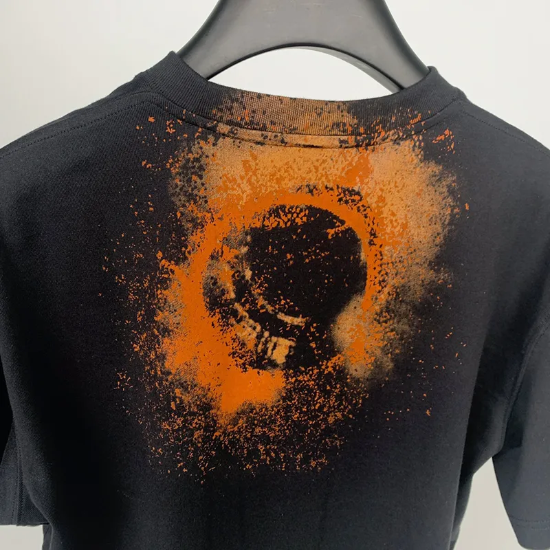 Casual Loose T-shirt Män Kvinnor 1: 1 Högkvalitativ Vortex Black Hole Logo Tee Lite toppar