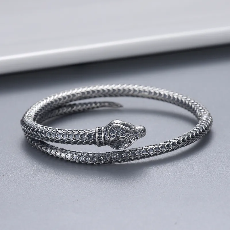 Bracelet rétro nouveau produit bracelet plaqué en argent de haute qualité pour couple bijoux de bijoux de mode accessoires 6798523