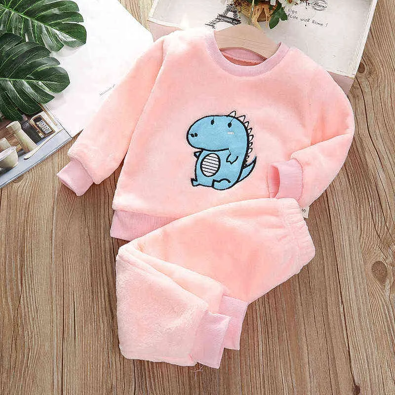 Baby Boy Girl Pigiama Set Flanella Fleece Toddler Bambini Bambino Caldo Catoon dinosauro Sleepwear Abbigliamento Inverno Autunno Primavera 1-6Y 211109