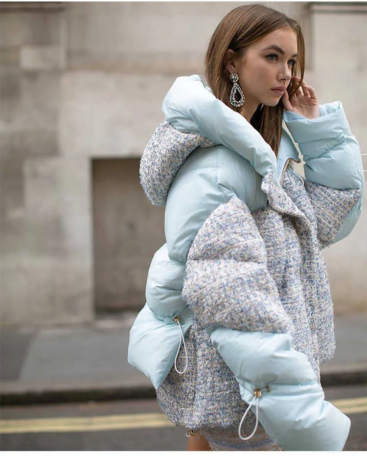 スポットフィット冷たい天気冬の女性のふわふわのウールダウンコート女性特大の厚い暖かいジャケットフード付きパーカーF2423 211018
