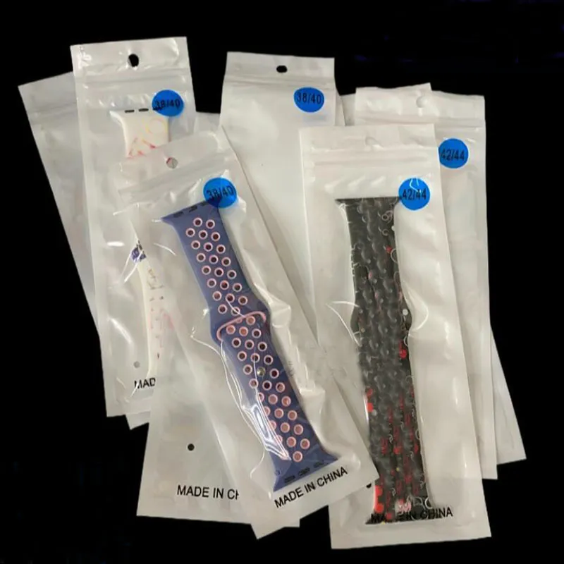 Förpackning av plastklara plastpåsar för klockrem 44mm 40mm 45mm 41mm 38mm 42mm Elastic Silicone Watchband Armband2209