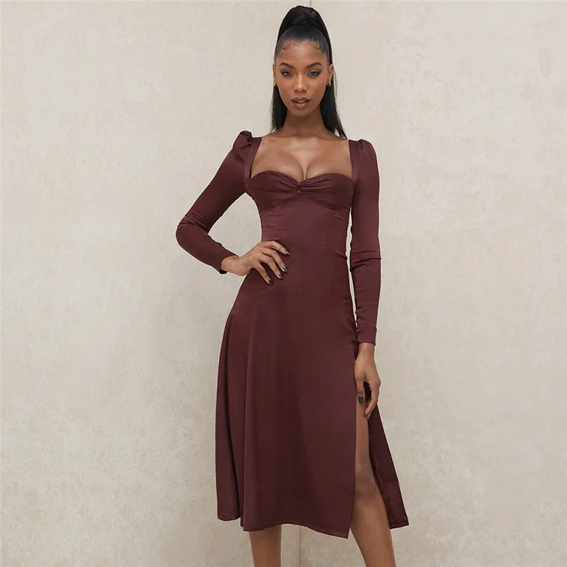 Isarose Wino Czerwony Casual Sukienka Niski Cut Długie Rękawy Wiosna Jesień Satynowy Jedwab Kwadratowy Kołnierz Dress High Slit Seksowna Streetwear 210422