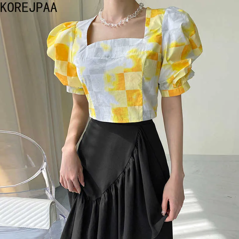 Korejpaa Kvinnor Klänning Sats Korea Temperament Square Collar Plaid Printed Shirt och Hög midja Oregelbunden Ruffled Skirt Suit 210526