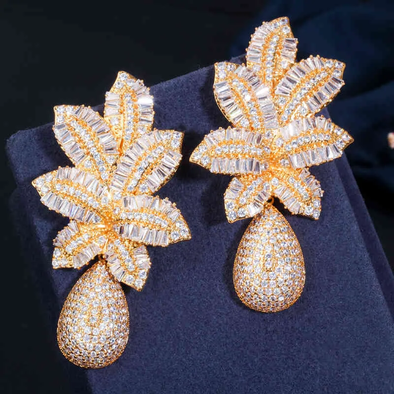 Cwwzirccons 3 Ton Gold Luxus Große Blatt Drop Flower Micro Cubic Zirkonia Gepflasterte Naija Hochzeits-Partei-Ohrring für Frauen CZ644