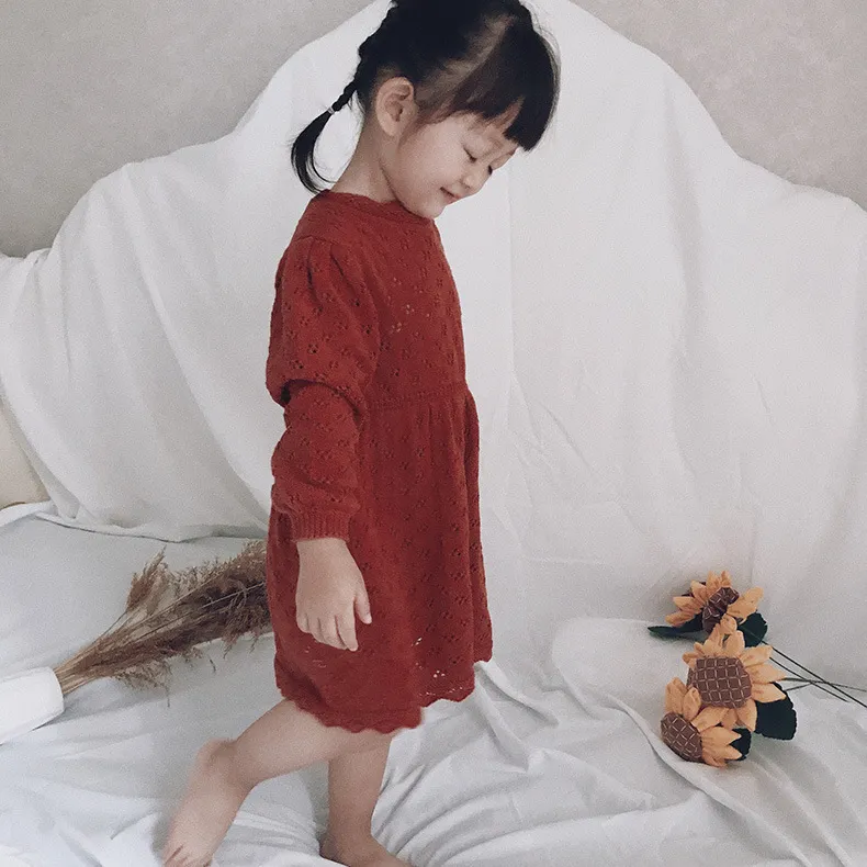 Style for Autumn and Winter Girl's Dress Children's Hollow-out Long-Sleeved Knitted Woolen dress 210515