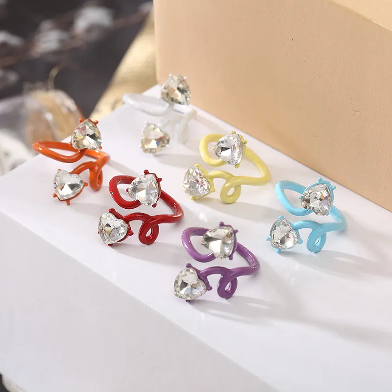 2021 Trendy Strass Inlay Farbe Unregelmäßige Schlange Geformt Tropf Glasur Offene Ringe für Mode Frauen Mädchen Schmuck