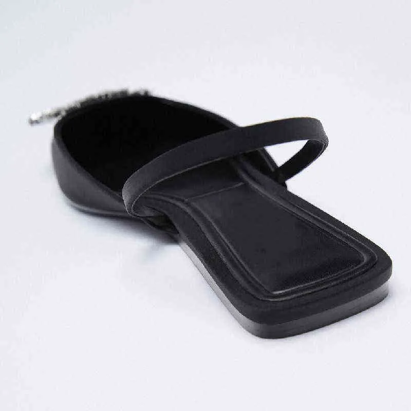 Sandali Scarpe nere le donne Bocca superficiale Tacchi alti estivi Fascia elastica beige Pantofole sandali piatti con strass a punta 220303