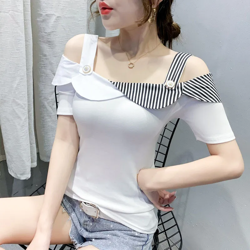 女性の夏のスラッシュネックTシャツセクシーなスリムなファッションパッチワークボタン半袖ストラップレスティー韓国のストライプトップスPL008 210506