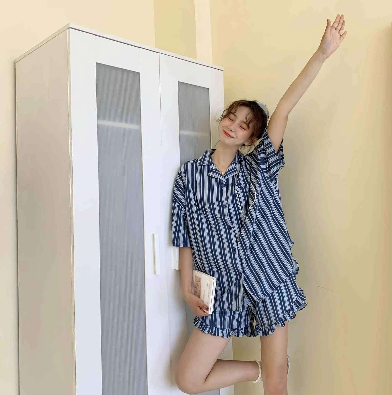 Случайные корейские летние полосатые шикарные винтажные All Match Walpwears свободные ретро короткие рукава домашняя одежда Pajamas наборы 210525