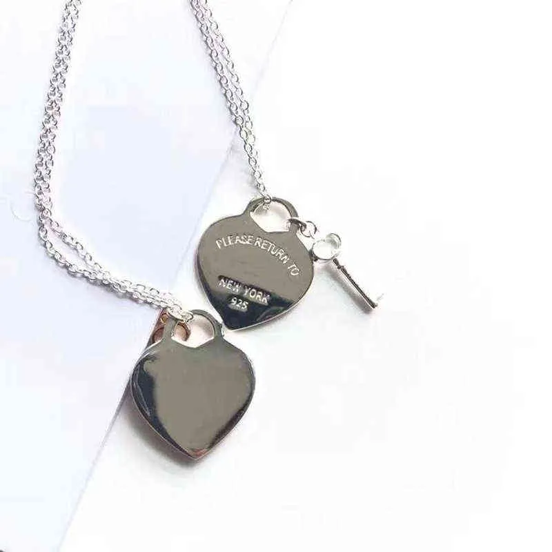 100% S925 Sterling Silver Heart & Key Pendant Trendy Necklaces Women Original Romance High-End Jewelry Valentine Gift H1221256S
