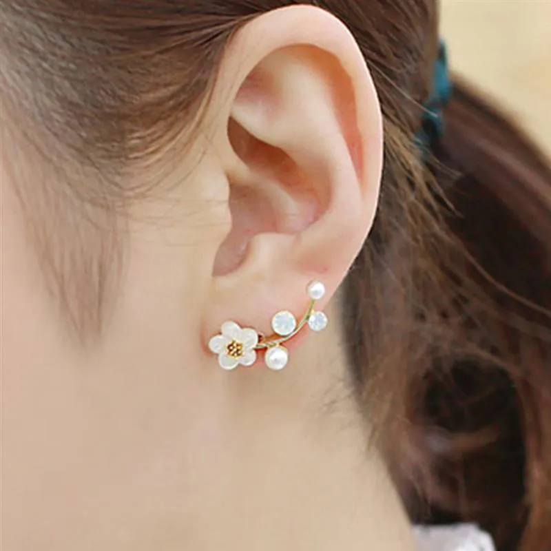 Stud Koreanische Frauen Ohrringe Trendy Faux Pearl Zweigohrohrschstene Goldene Farbe Silber für Mädchen Mode Schmuck 213z