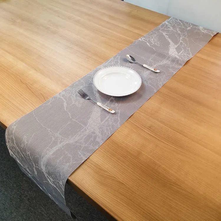 Fyjafon PVC Table Runner Wasbare Mode Hittebestendige 30 * 180 Gratis Clipping S voor Keuken EL 210709