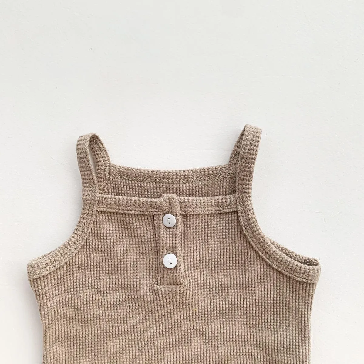 2022 Australia Koreańska amerykańska Ins Zestawy odzieży maluchowe waflowe bawełniane całkiem miękkie zbiorniki z krótkim rękawem z gorącymi szortami Noworodki noworodka