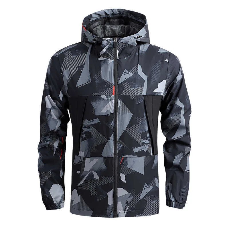 Shark Soft Shell Military Tactical Jacket Men Casual Sports Outdoor Coat Waterproof Breathable Spring Thin Men Camouflage Jacket 211025