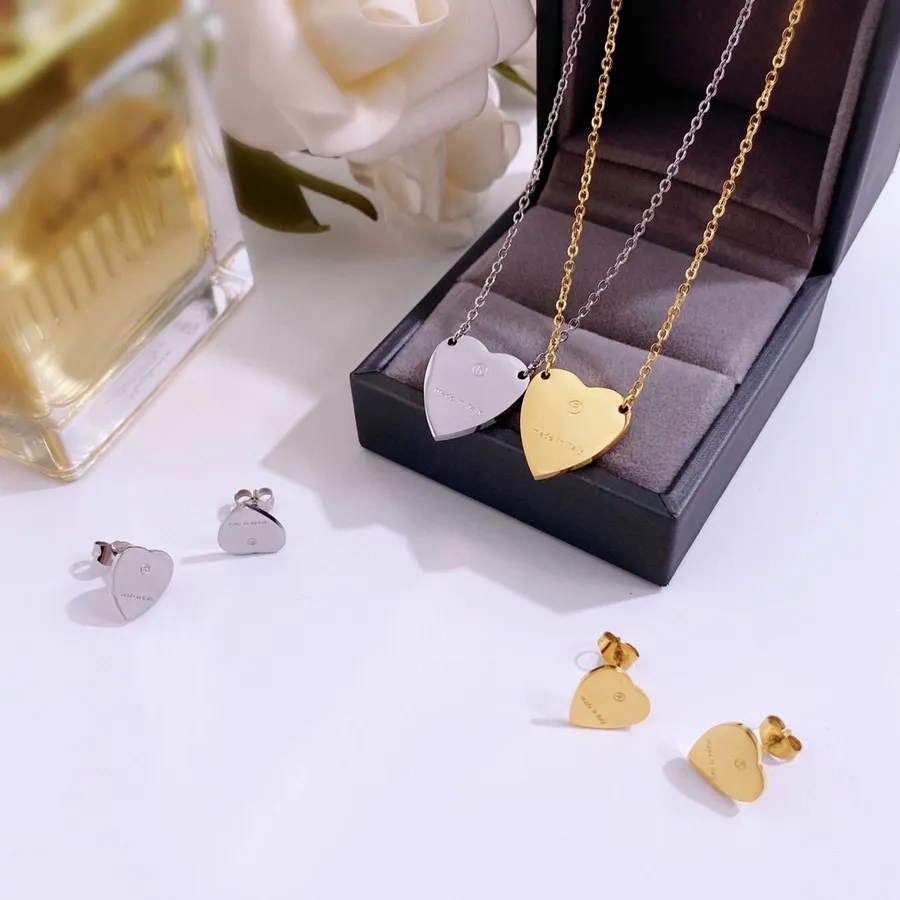 Europe America Fashion Jewelry Sets Women Lady Titanium steel 18K Plated Gold Earrings Necklaces Sets With G Letter Heart Pendant236H