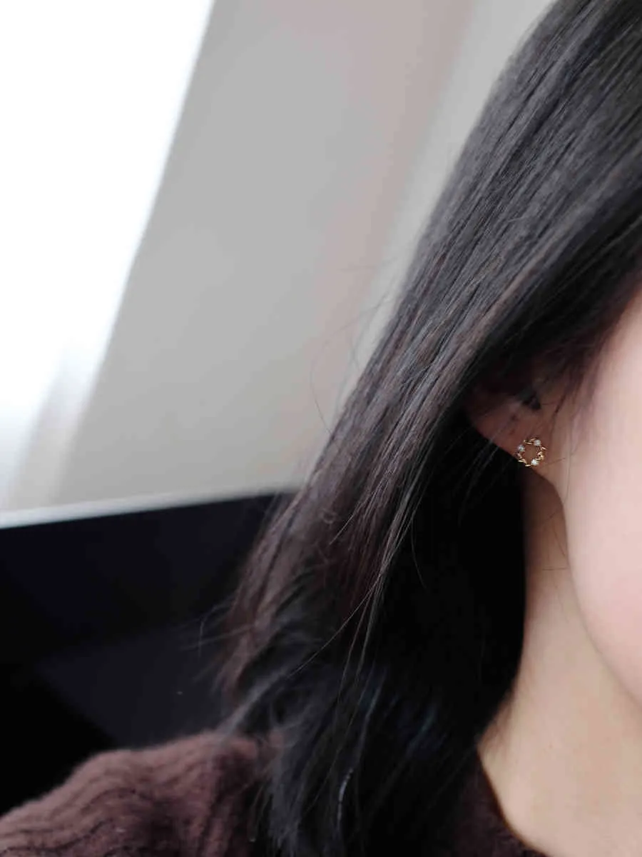 GOLDtutu Pure 9K GOLD Ohrringe Zirkon Kleine Girlande Koreanische Mode für Teenager 2021 Trend Ohrstecker
