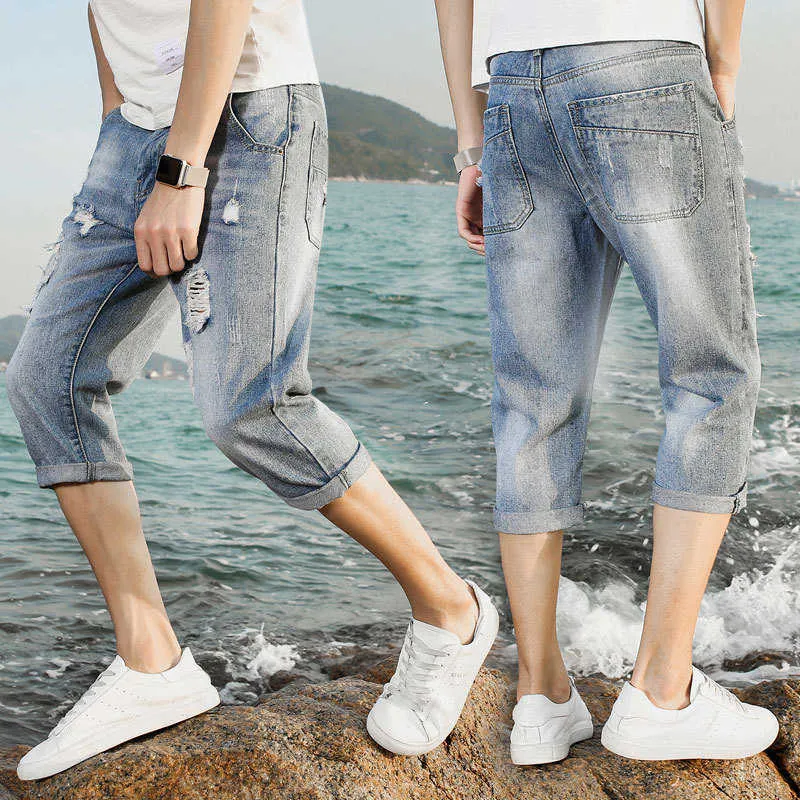 Cropped jeans men's summer thin straight Korean ripped hole teenagers casual men's 3/4 shorts X0621