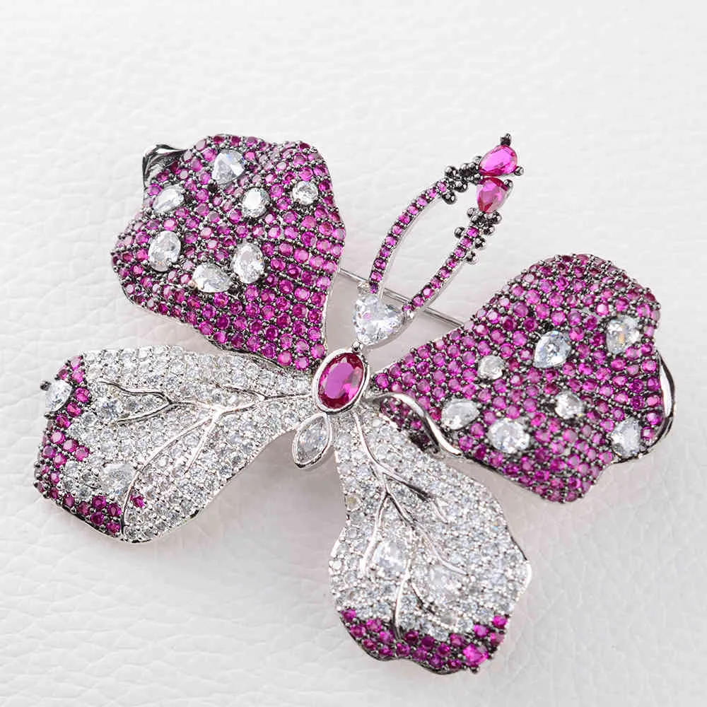 Belle broche papillon de mode en cristal de zircone violet