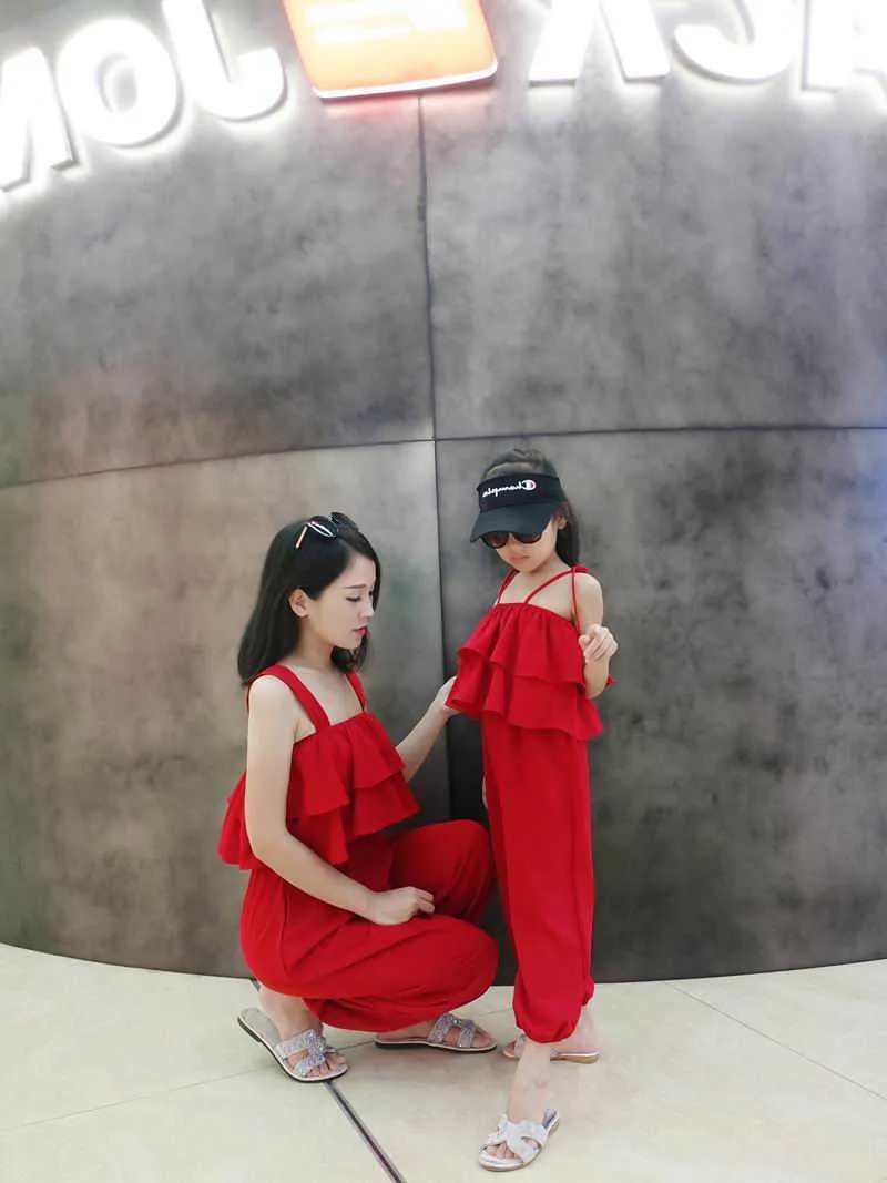 Mother Daughter Jumpsuit Summer Red Fashion Beach Wide Leg Pants Parent-child Clothing Family Outfit YM003 210610