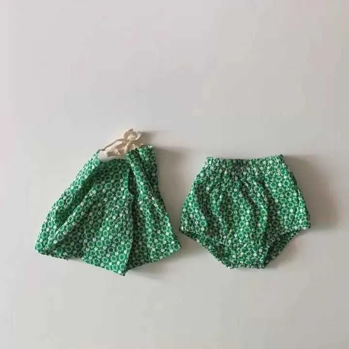 夏の女の子素敵なネクタイロープホルタートップ+ショートパンツセット幼児刺繍2セット210701